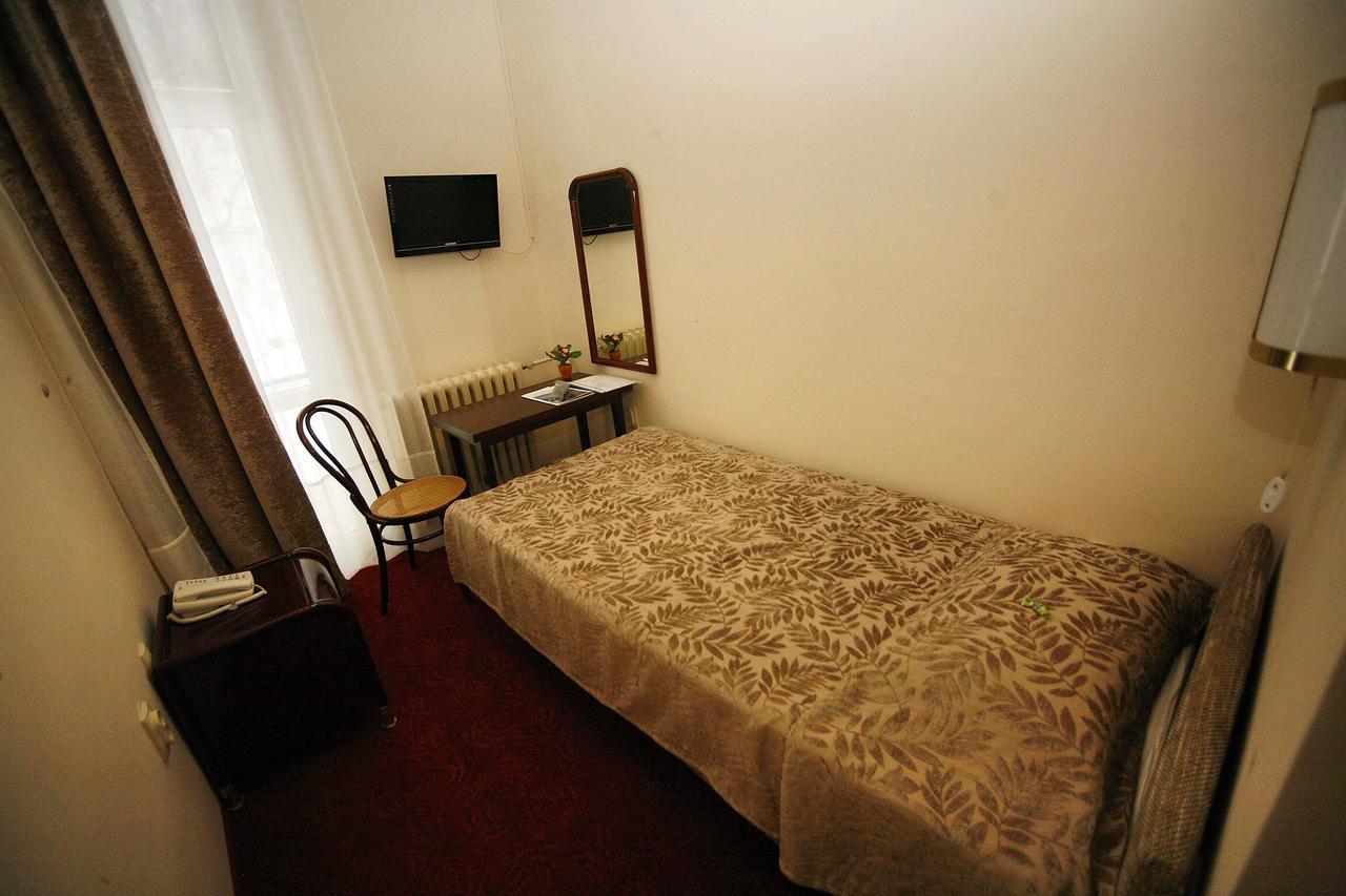 Golden Inn Hotel Majdanpek Extérieur photo